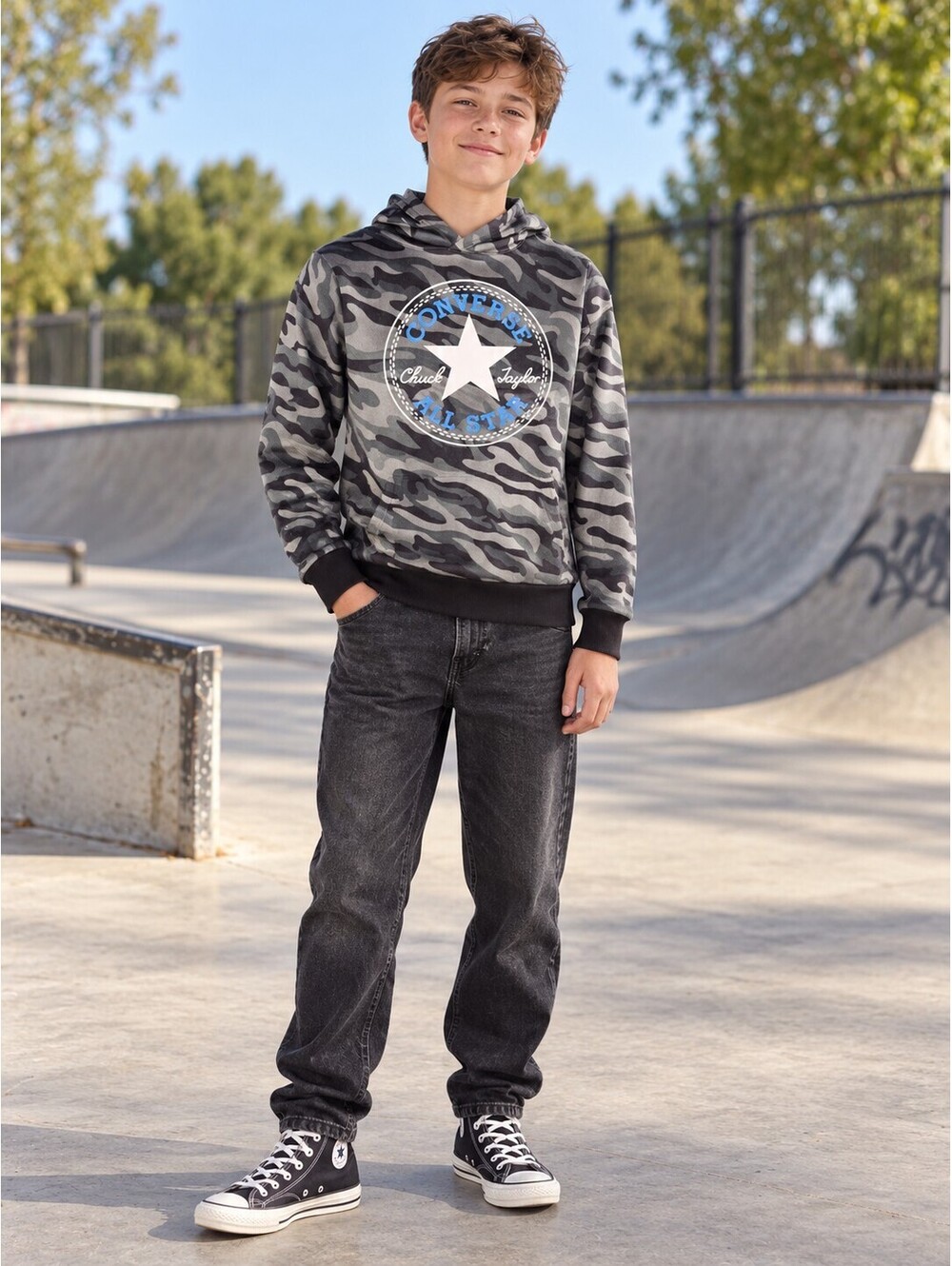 Converse Chuck Taylor All Star Grey Camo Hoodie Youth Large 12–13